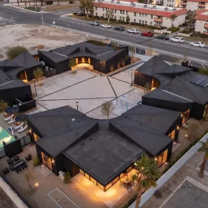  Hotel Blackhaus Full Buyout By Avantstay 16-room